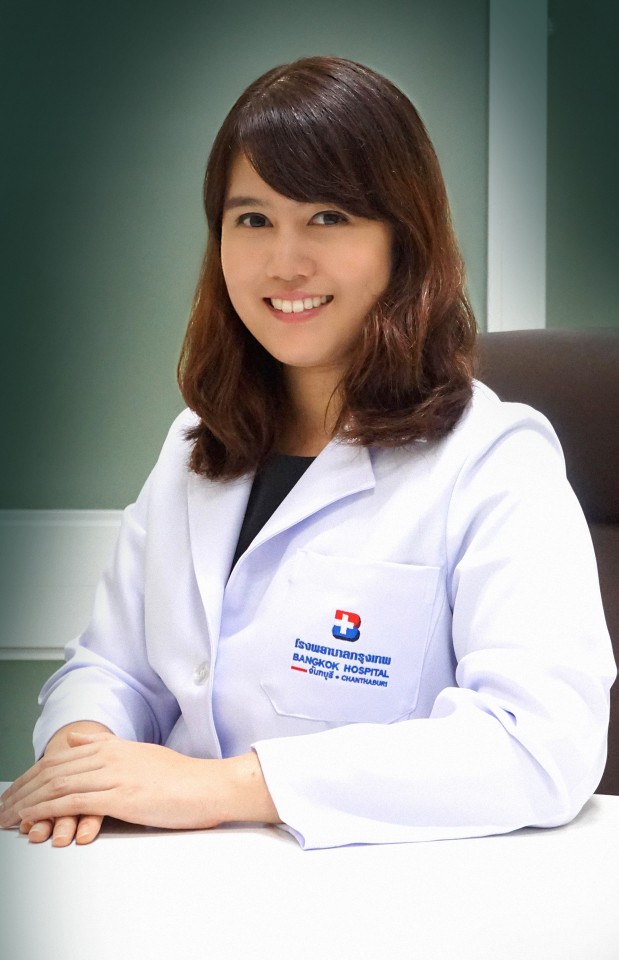 แพทย์หญิง ภัสนันท์ ตั้งใจพัฒนา